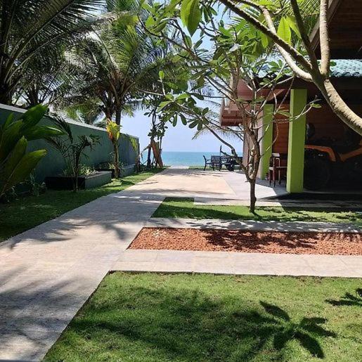 Blue Ocean Residence Induruwa Dış mekan fotoğraf